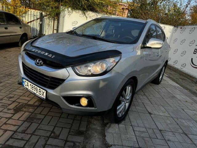 Сірий Хендай іх35, об'ємом двигуна 2 л та пробігом 228 тис. км за 10999 $, фото 15 на Automoto.ua