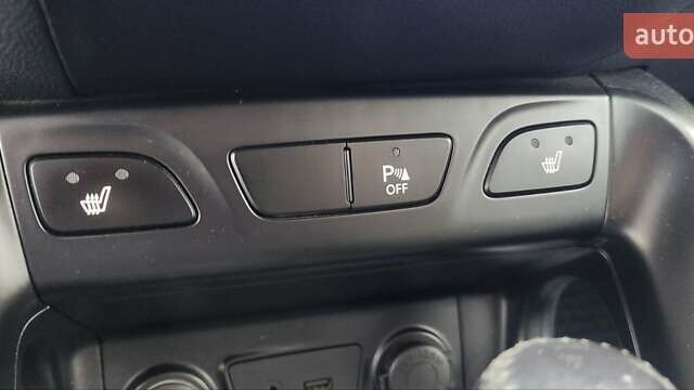 Серый Хендай их35, объемом двигателя 2 л и пробегом 151 тыс. км за 11450 $, фото 42 на Automoto.ua