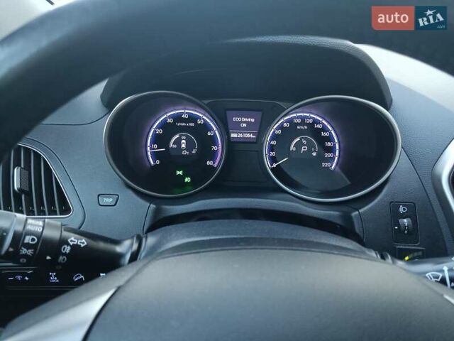 Серый Хендай их35, объемом двигателя 2 л и пробегом 249 тыс. км за 11200 $, фото 18 на Automoto.ua