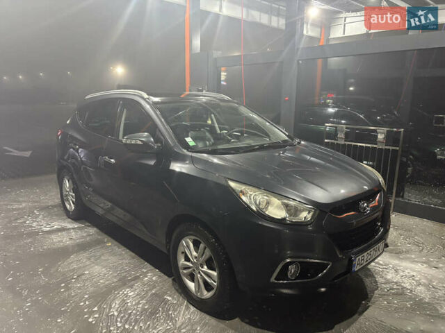 Серый Хендай их35, объемом двигателя 1.69 л и пробегом 225 тыс. км за 11500 $, фото 9 на Automoto.ua