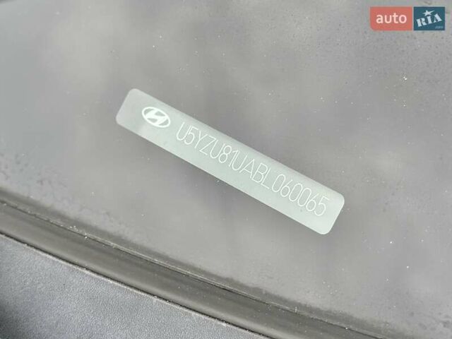 Серый Хендай их35, объемом двигателя 1.7 л и пробегом 192 тыс. км за 14250 $, фото 14 на Automoto.ua