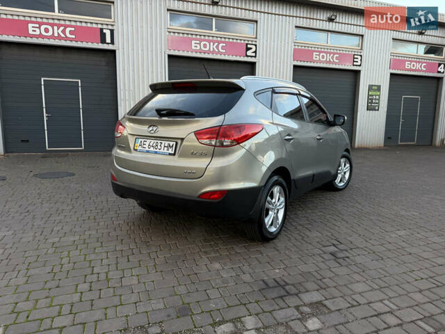 Хендай их35 2010 в Кривом Роге на Automoto.ua Серый Хендай их35, объемом двигателя 2 л и пробегом 220 тыс. км за 11800 $, фото 15 на Automoto.ua