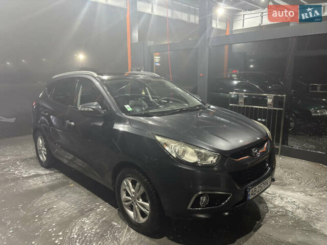 Серый Хендай их35, объемом двигателя 1.69 л и пробегом 225 тыс. км за 11500 $, фото 8 на Automoto.ua