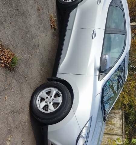 Хендай их35 2010 в Ровно на Automoto.ua Серый Хендай их35, объемом двигателя 1.69 л и пробегом 220 тыс. км за 10300 $, фото 12 на Automoto.ua