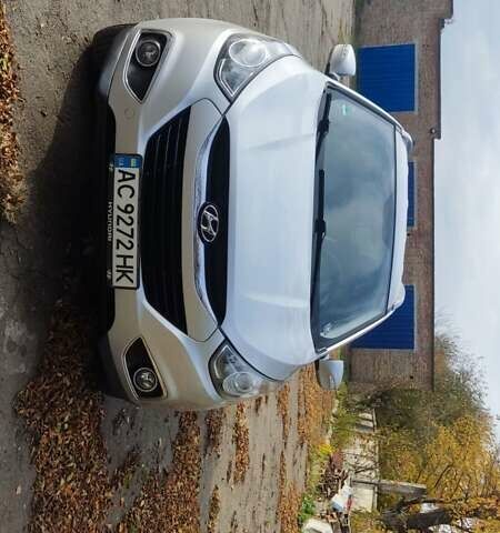 Хендай их35 2010 в Ровно на Automoto.ua Серый Хендай их35, объемом двигателя 1.69 л и пробегом 220 тыс. км за 10300 $, фото 8 на Automoto.ua