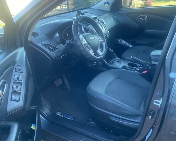 Хендай их35 2011 в Белой Церкве на Automoto.ua Серый Хендай их35, объемом двигателя 2 л и пробегом 196 тыс. км за 14650 $, фото 9 на Automoto.ua