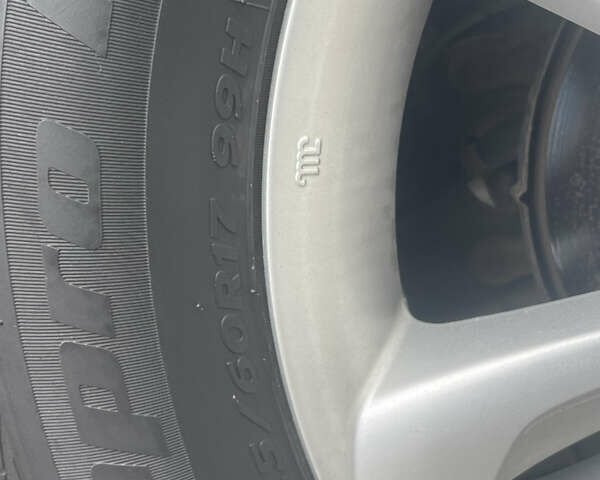 Хендай их35 2011 в Киеве на Automoto.ua Серый Хендай их35, объемом двигателя 1.69 л и пробегом 200 тыс. км за 11100 $, фото 13 на Automoto.ua