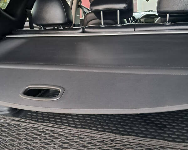 Серый Хендай их35, объемом двигателя 2 л и пробегом 117 тыс. км за 12500 $, фото 11 на Automoto.ua