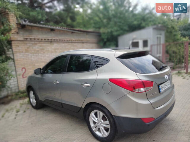 Хендай их35 2011 в Киеве на Automoto.ua Серый Хендай их35, объемом двигателя 2 л и пробегом 227 тыс. км за 12500 $, фото 2 на Automoto.ua