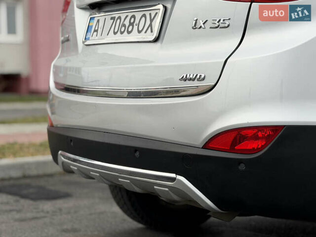 Сірий Хендай іх35, об'ємом двигуна 2 л та пробігом 132 тис. км за 11999 $, фото 11 на Automoto.ua