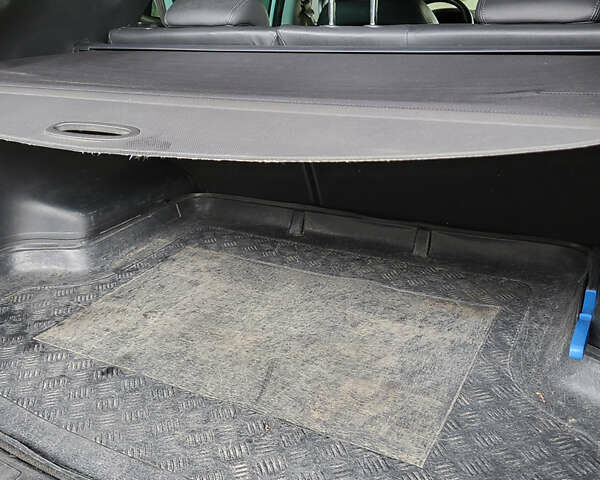 Серый Хендай их35, объемом двигателя 2 л и пробегом 264 тыс. км за 11700 $, фото 29 на Automoto.ua