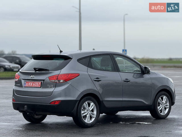 Сірий Хендай іх35, об'ємом двигуна 1.7 л та пробігом 235 тис. км за 11499 $, фото 6 на Automoto.ua