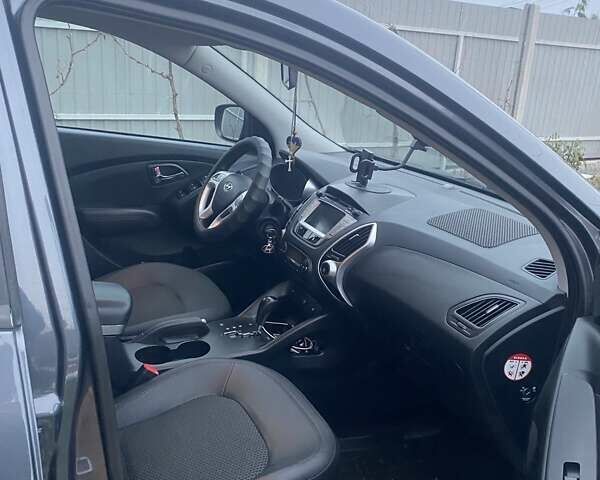 Хендай их35 2011 в Белой Церкве на Automoto.ua Серый Хендай их35, объемом двигателя 2 л и пробегом 196 тыс. км за 14650 $, фото 7 на Automoto.ua