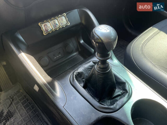 Сірий Хендай іх35, об'ємом двигуна 2 л та пробігом 307 тис. км за 11000 $, фото 14 на Automoto.ua