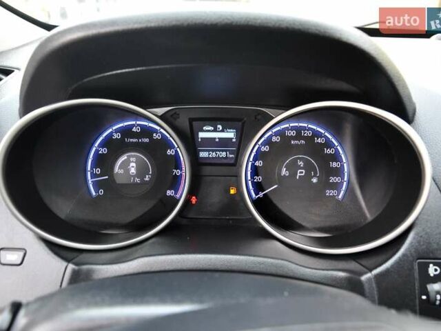 Серый Хендай их35, объемом двигателя 2 л и пробегом 267 тыс. км за 8999 $, фото 32 на Automoto.ua