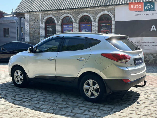 Сірий Хендай іх35, об'ємом двигуна 2 л та пробігом 307 тис. км за 11000 $, фото 5 на Automoto.ua