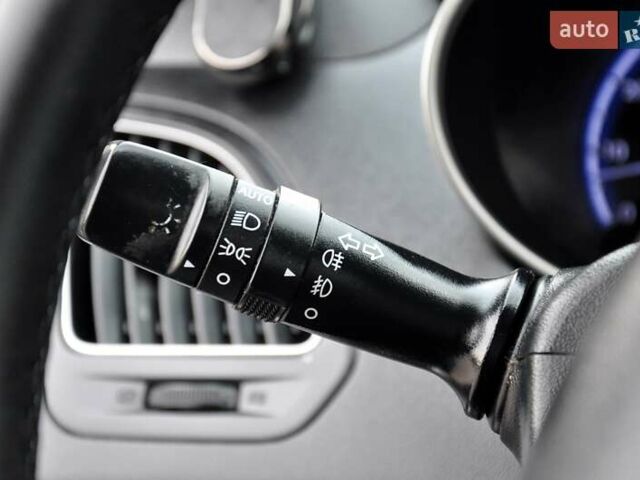 Серый Хендай их35, объемом двигателя 2 л и пробегом 267 тыс. км за 8999 $, фото 34 на Automoto.ua