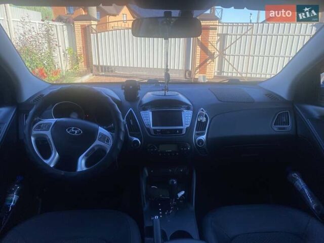 Хендай их35 2011 в Белой Церкве на Automoto.ua Серый Хендай их35, объемом двигателя 2 л и пробегом 196 тыс. км за 14650 $, фото 17 на Automoto.ua