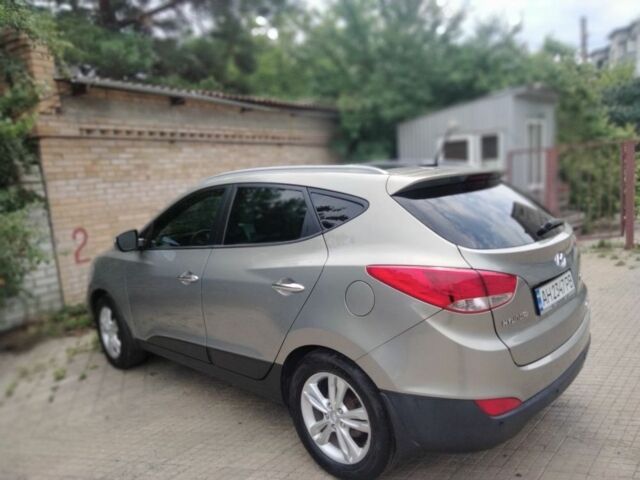 Хендай их35 2011 в Киеве на Automoto.ua Серый Хендай их35, объемом двигателя 2 л и пробегом 227 тыс. км за 12500 $, фото 2 на Automoto.ua