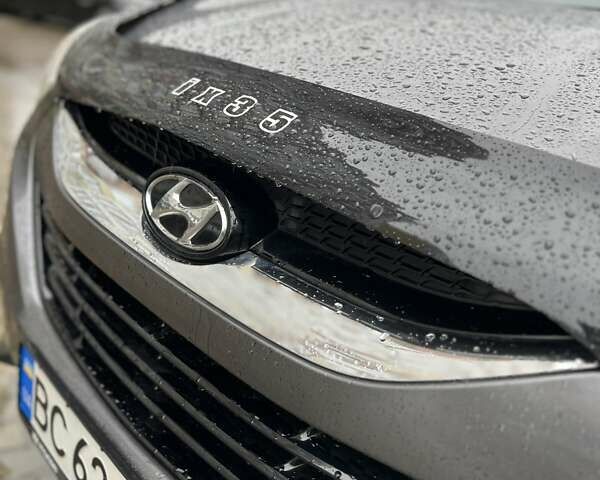 Сірий Хендай іх35, об'ємом двигуна 2.36 л та пробігом 220 тис. км за 11750 $, фото 33 на Automoto.ua