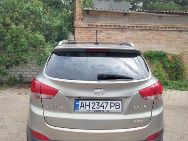 Хендай их35 2011 в Киеве на Automoto.ua Серый Хендай их35, объемом двигателя 2 л и пробегом 227 тыс. км за 12500 $, фото 1 на Automoto.ua