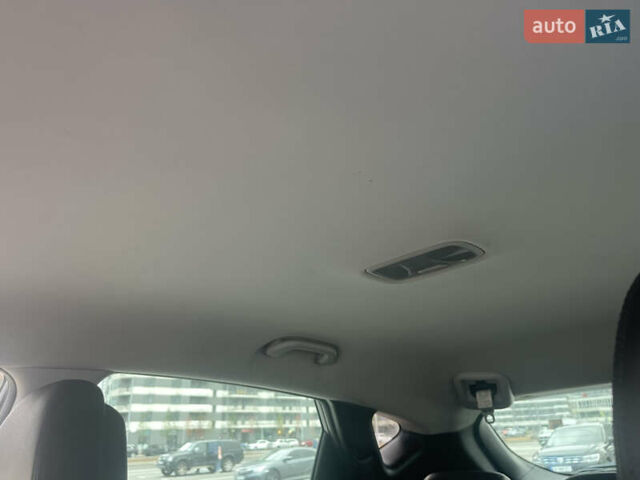 Хендай их35 2011 в Киеве на Automoto.ua Серый Хендай их35, объемом двигателя 1.69 л и пробегом 200 тыс. км за 11100 $, фото 7 на Automoto.ua