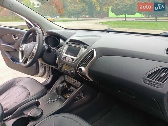 Серый Хендай их35, объемом двигателя 2 л и пробегом 230 тыс. км за 11500 $, фото 32 на Automoto.ua