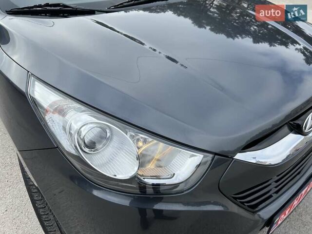 Серый Хендай их35, объемом двигателя 2 л и пробегом 200 тыс. км за 12900 $, фото 45 на Automoto.ua