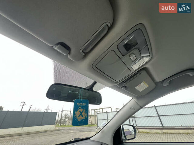 Серый Хендай их35, объемом двигателя 2 л и пробегом 240 тыс. км за 11500 $, фото 43 на Automoto.ua