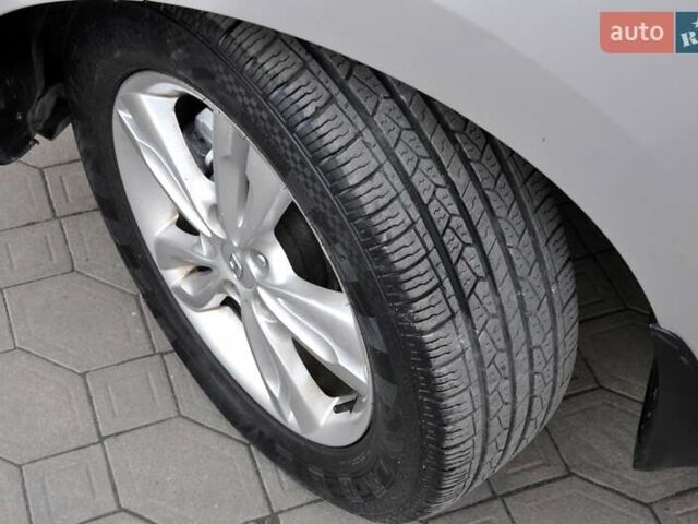 Серый Хендай их35, объемом двигателя 2 л и пробегом 267 тыс. км за 8999 $, фото 36 на Automoto.ua