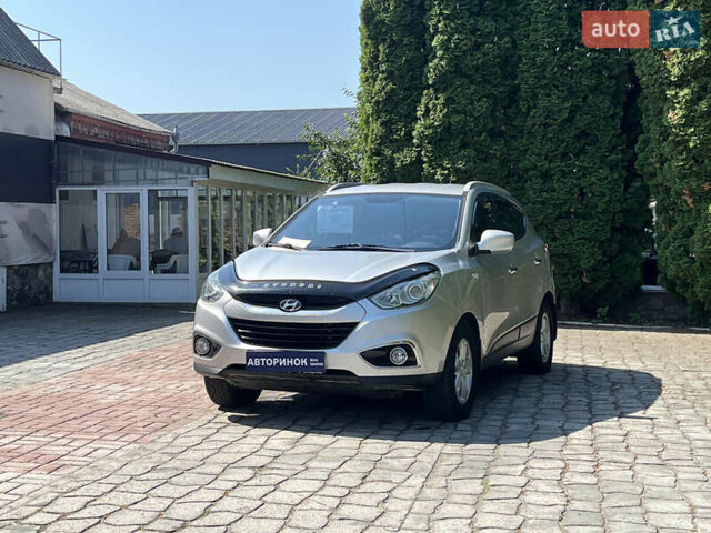 Сірий Хендай іх35, об'ємом двигуна 2 л та пробігом 307 тис. км за 11000 $, фото 8 на Automoto.ua