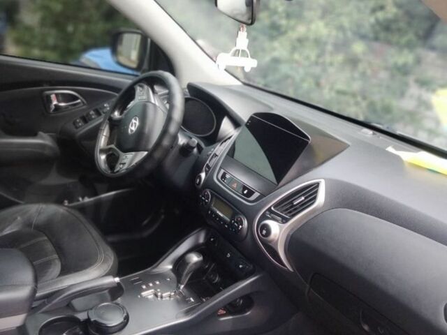 Хендай их35 2011 в Киеве на Automoto.ua Серый Хендай их35, объемом двигателя 2 л и пробегом 227 тыс. км за 12500 $, фото 3 на Automoto.ua