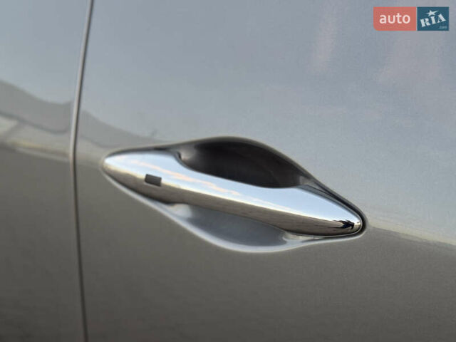 Сірий Хендай іх35, об'ємом двигуна 2 л та пробігом 262 тис. км за 13400 $, фото 11 на Automoto.ua