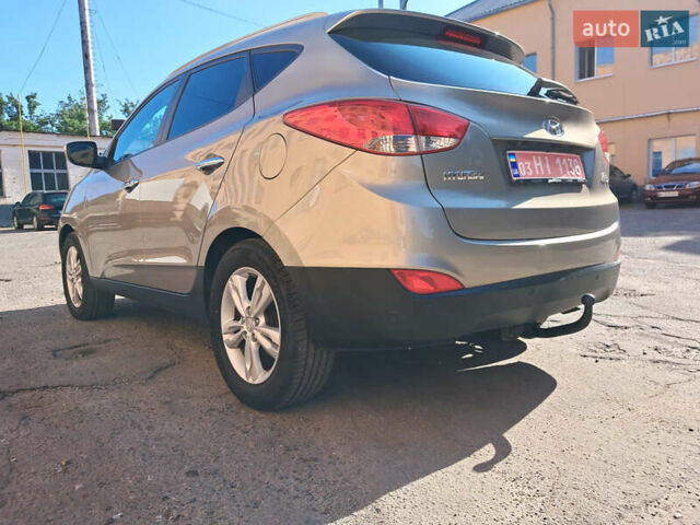 Хендай их35 2011 в Полтаве на Automoto.ua Серый Хендай их35, объемом двигателя 0 л и пробегом 189 тыс. км за 15000 $, фото 1 на Automoto.ua