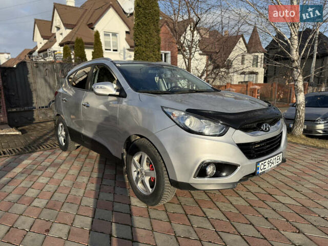 Сірий Хендай іх35, об'ємом двигуна 2 л та пробігом 212 тис. км за 11950 $, фото 2 на Automoto.ua