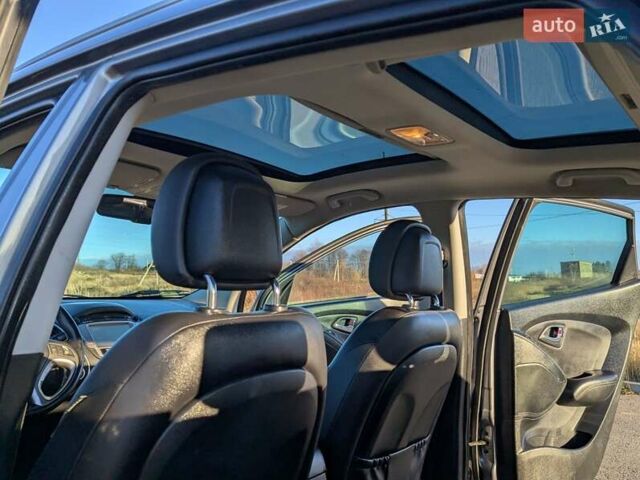 Сірий Хендай іх35, об'ємом двигуна 2 л та пробігом 175 тис. км за 10900 $, фото 42 на Automoto.ua