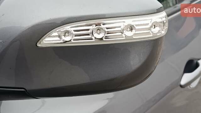 Серый Хендай их35, объемом двигателя 2 л и пробегом 198 тыс. км за 13200 $, фото 34 на Automoto.ua