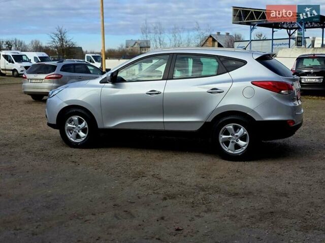 Серый Хендай их35, объемом двигателя 1.7 л и пробегом 186 тыс. км за 11700 $, фото 16 на Automoto.ua