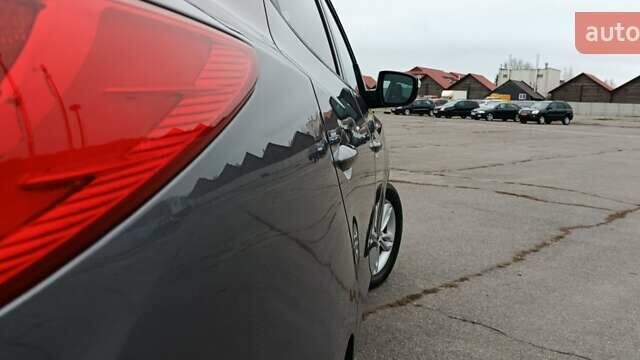 Серый Хендай их35, объемом двигателя 2 л и пробегом 198 тыс. км за 13200 $, фото 16 на Automoto.ua