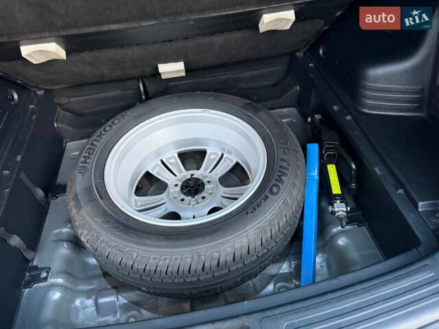 Сірий Хендай іх35, об'ємом двигуна 1.7 л та пробігом 209 тис. км за 11799 $, фото 9 на Automoto.ua