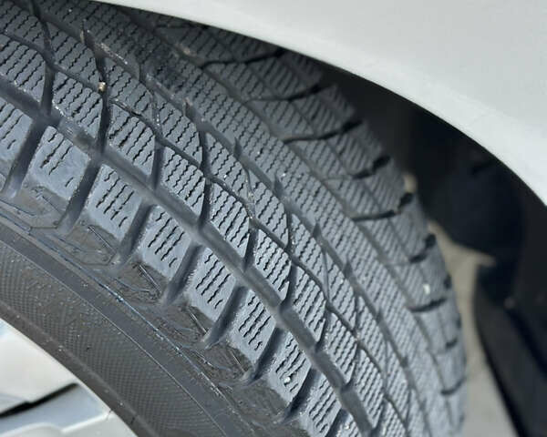 Сірий Хендай іх35, об'ємом двигуна 2 л та пробігом 190 тис. км за 12500 $, фото 9 на Automoto.ua