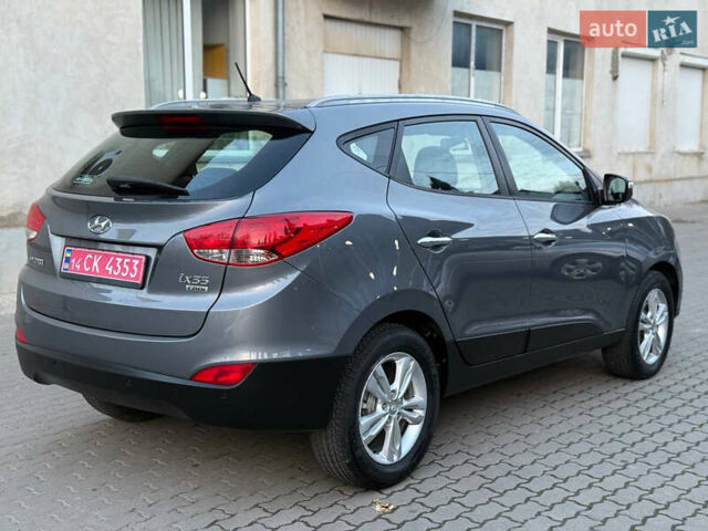 Сірий Хендай іх35, об'ємом двигуна 1.7 л та пробігом 209 тис. км за 11799 $, фото 8 на Automoto.ua