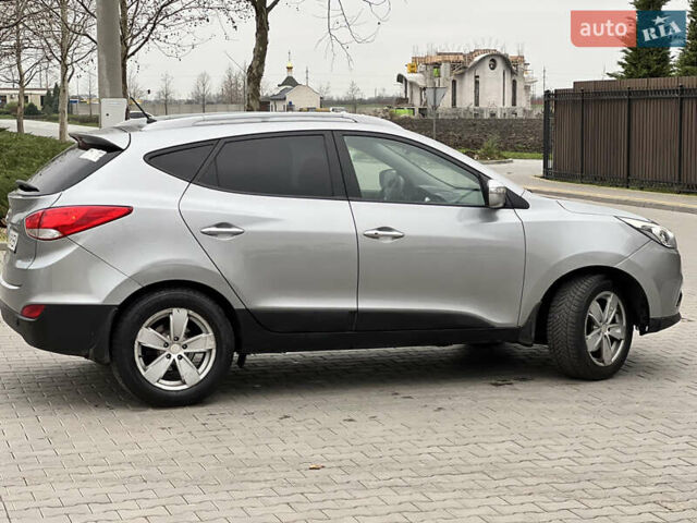 Сірий Хендай іх35, об'ємом двигуна 2 л та пробігом 156 тис. км за 9500 $, фото 15 на Automoto.ua
