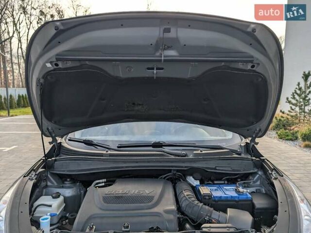 Сірий Хендай іх35, об'ємом двигуна 2 л та пробігом 222 тис. км за 13950 $, фото 55 на Automoto.ua