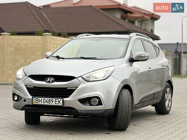 Сірий Хендай іх35, об'ємом двигуна 2 л та пробігом 156 тис. км за 9500 $, фото 11 на Automoto.ua