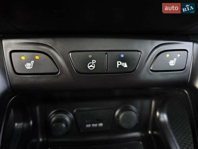 Сірий Хендай іх35, об'ємом двигуна 1.69 л та пробігом 308 тис. км за 11999 $, фото 19 на Automoto.ua