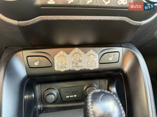 Сірий Хендай іх35, об'ємом двигуна 2 л та пробігом 212 тис. км за 11950 $, фото 16 на Automoto.ua