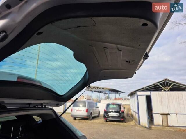 Серый Хендай их35, объемом двигателя 1.7 л и пробегом 186 тыс. км за 11700 $, фото 50 на Automoto.ua