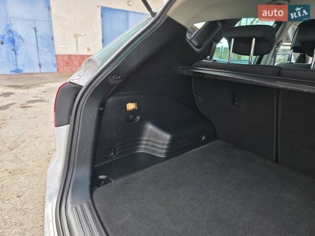 Серый Хендай их35, объемом двигателя 1.7 л и пробегом 186 тыс. км за 11700 $, фото 48 на Automoto.ua