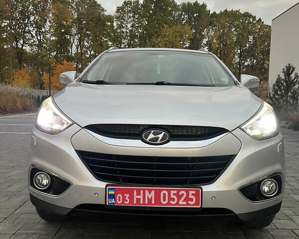 Хендай их35 2013 в Луцке на Automoto.ua Серый Хендай их35, объемом двигателя 2 л и пробегом 183 тыс. км за 16500 $, фото 10 на Automoto.ua